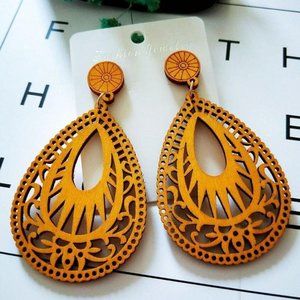 Wood Earrings – Brown